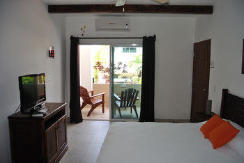 Hotel La Armonia By Bunik