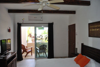 Hotel La Armonia By Bunik